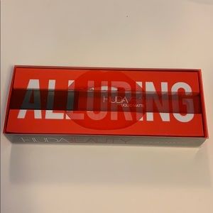 Huda Liquid Matte Lipstick in Alluring